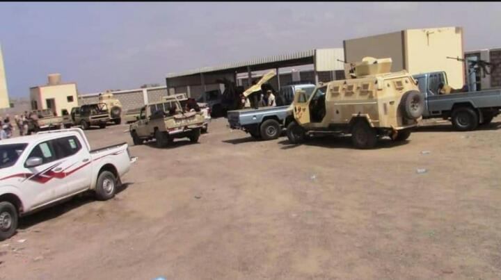 قوات عسكرية مدعومة من السعودية تنتشر في الطريق الساحلي الغربي بين عدن ولحج