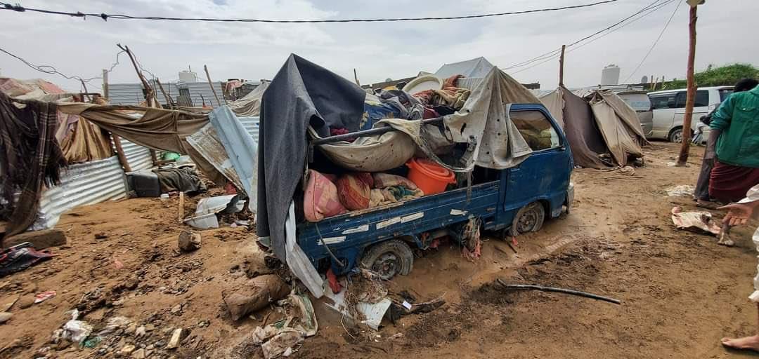 الوحدة التنفيذية: تضرر أكثر من 16 ألف أسرة في محافظة مارب جراء الأمطار والسيول