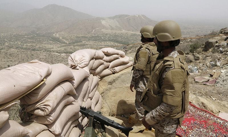 شهود عيان: تجدد المواجهات بين القوات السعودية ومليشيات الحوثيين في جبهات الحدود
