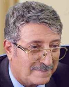 عبدالعزيز المقالح